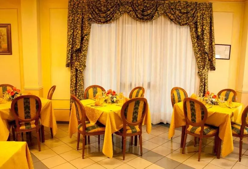 Hotelli Michelangelo