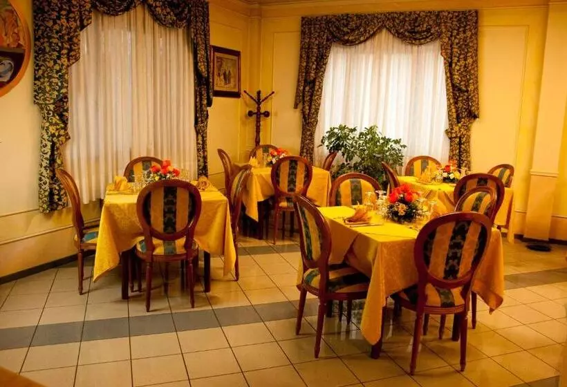 Hotelli Michelangelo