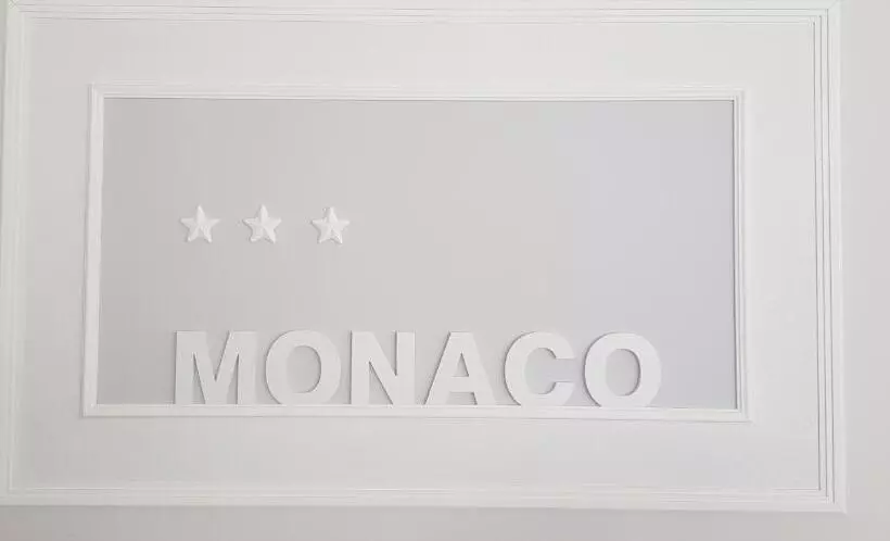 Hotelli Monaco   Parcheggio Incluso E Piscina