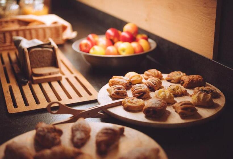 Weingut & Genusshotel Spitalerhof Superior