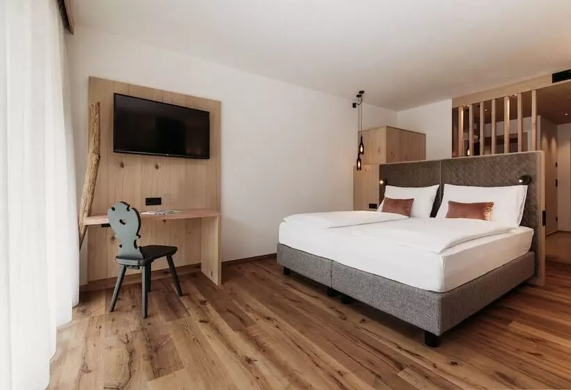 Weingut & Genusshotel Spitalerhof Superior