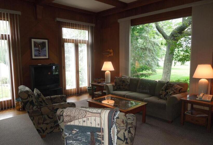 ベッドアンドブレックファースト Farrell House Lodge At Sunnybrook Trout Club