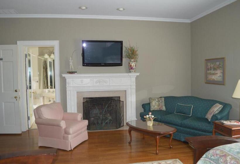 ベッドアンドブレックファースト Farrell House Lodge At Sunnybrook Trout Club