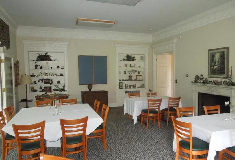 ベッドアンドブレックファースト Farrell House Lodge At Sunnybrook Trout Club