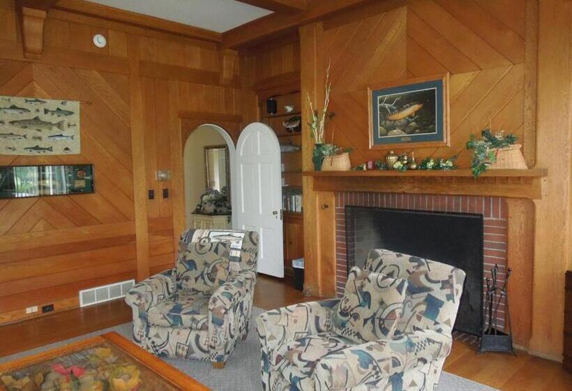 ベッドアンドブレックファースト Farrell House Lodge At Sunnybrook Trout Club