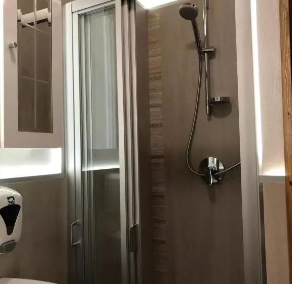 ベッドアンドブレックファースト Garnì Villa Cecilia