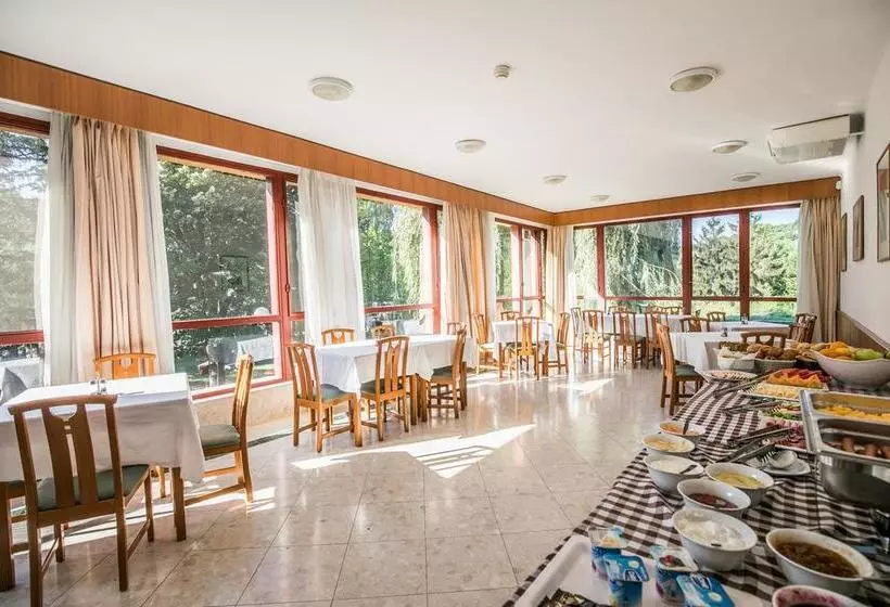 تختخواب و صبحانه Hello Balcsi Apartmanház