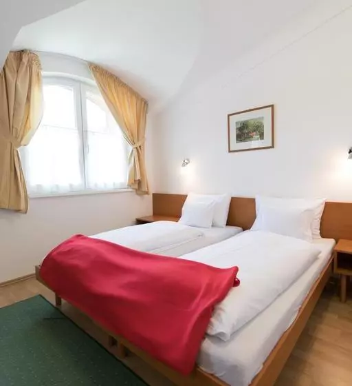 تختخواب و صبحانه Hello Balcsi Apartmanház