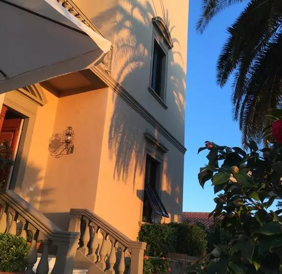 Aamiaismajoitus (B&B) Villa Le Luci