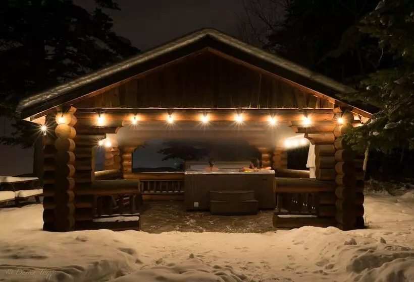 ベッドアンドブレックファースト Whitewater Lodge