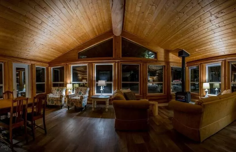 ベッドアンドブレックファースト Whitewater Lodge