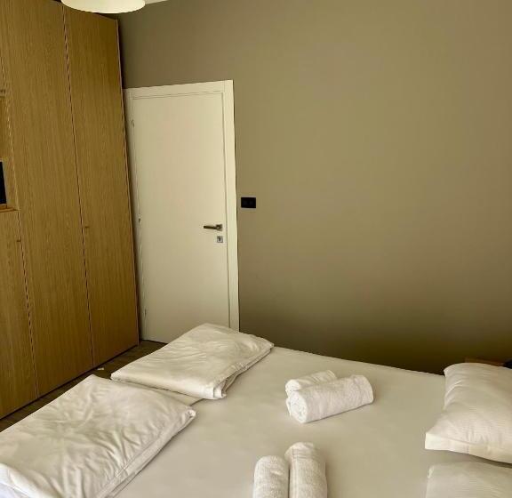 בית מלון כפרי Astoria