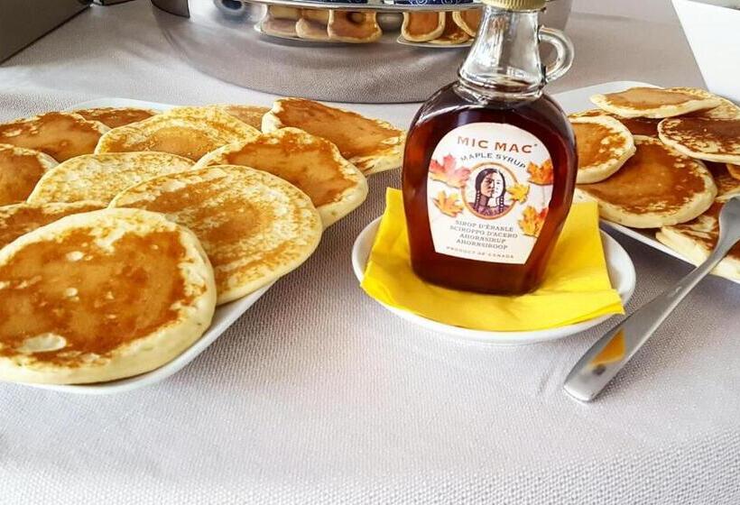 בית מלון כפרי Astoria