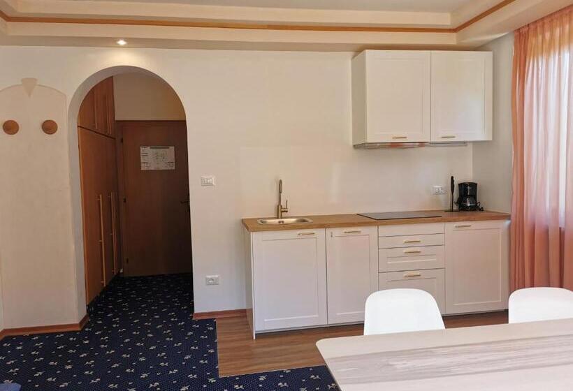 فندق Burgleitenhof