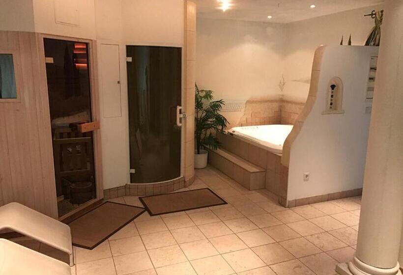 فندق Burgleitenhof