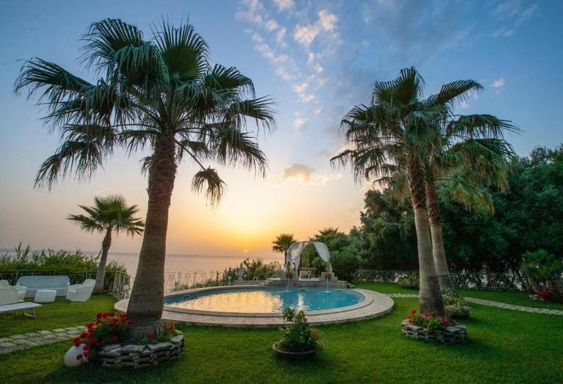 فندق Caposperone Resort