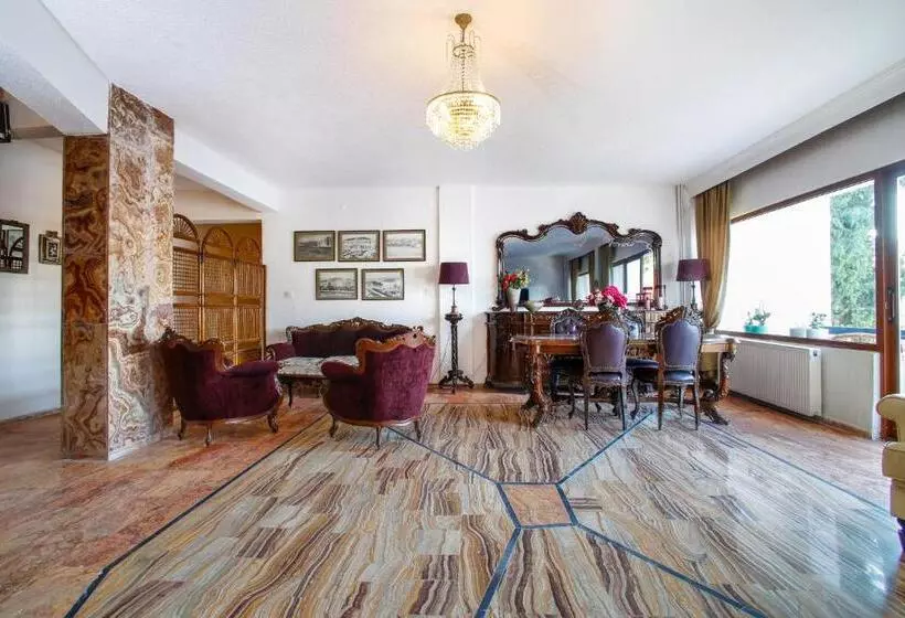 Hotel Cesurlar
