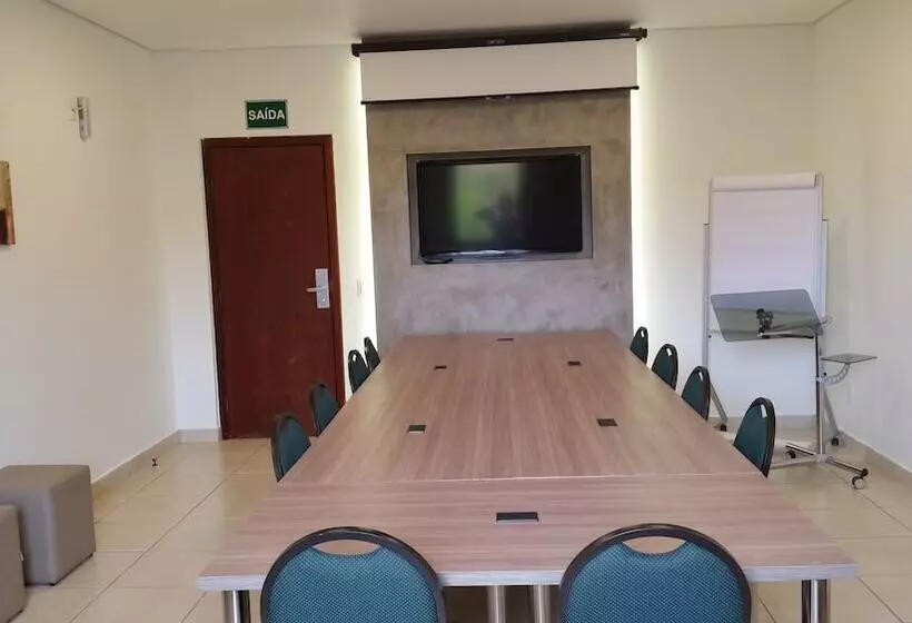 Hotelli Das Palmeiras