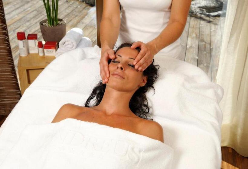 Отель Dolomitenblick