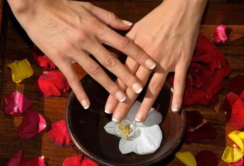 ホテル Dolomitenblick