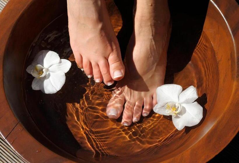 Отель Dolomitenblick