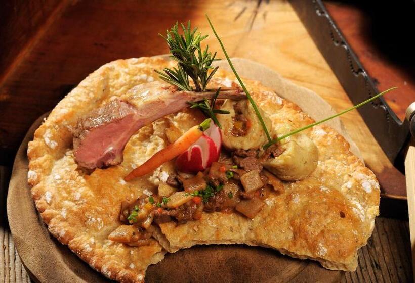 Отель Dolomitenblick