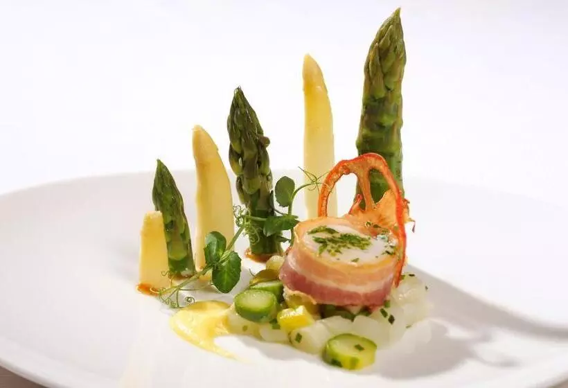 ホテル Dolomitenblick