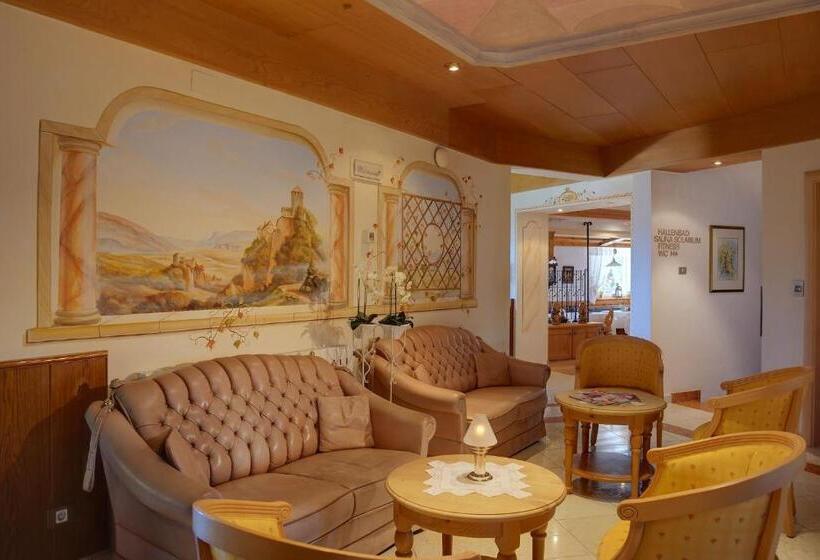 Отель Dolomitenblick