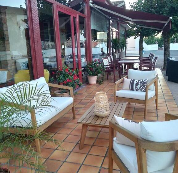 בית מלון כפרי Hôtel Camou