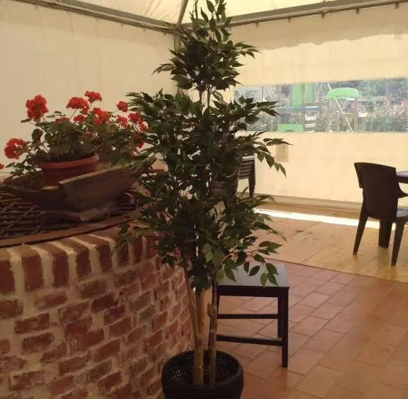 ホテル La Scuderia