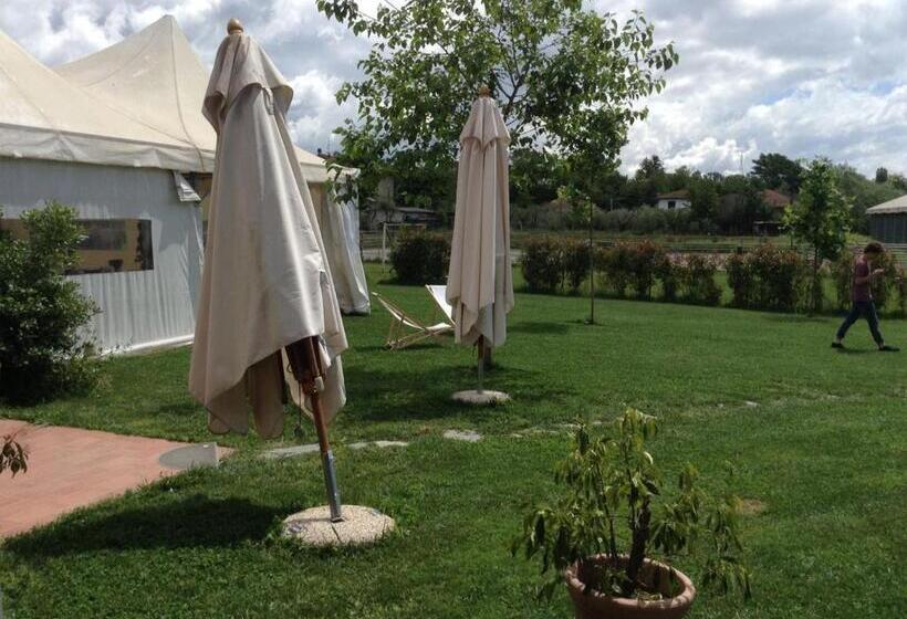 בית מלון כפרי La Scuderia