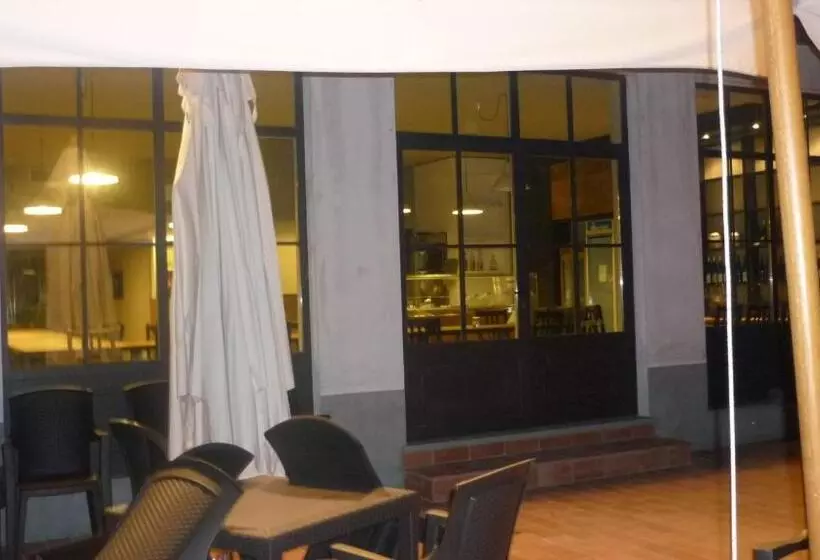 ホテル La Scuderia