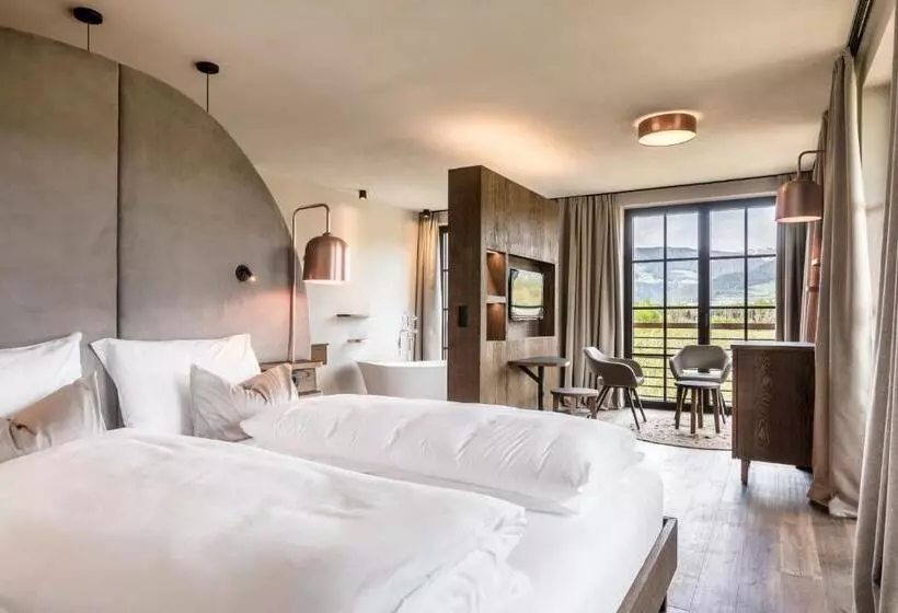 Hotelli Seehof Nature Retreat