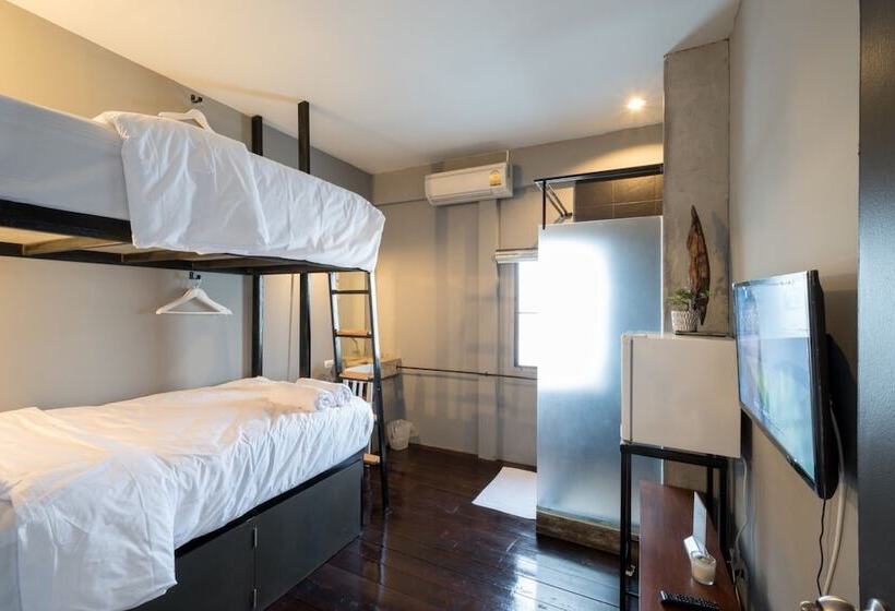 هتل The Urban Room