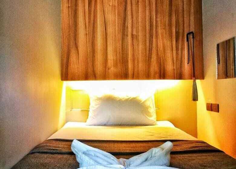 هتل The Urban Room