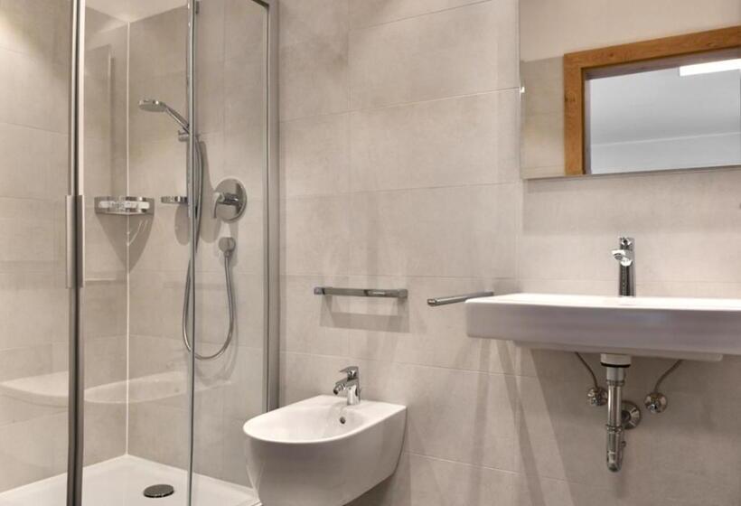 Отель Toblacherhof