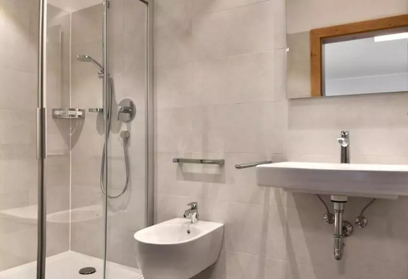 ホテル Toblacherhof