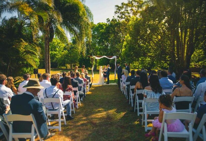 מוטל Malanda Lodge