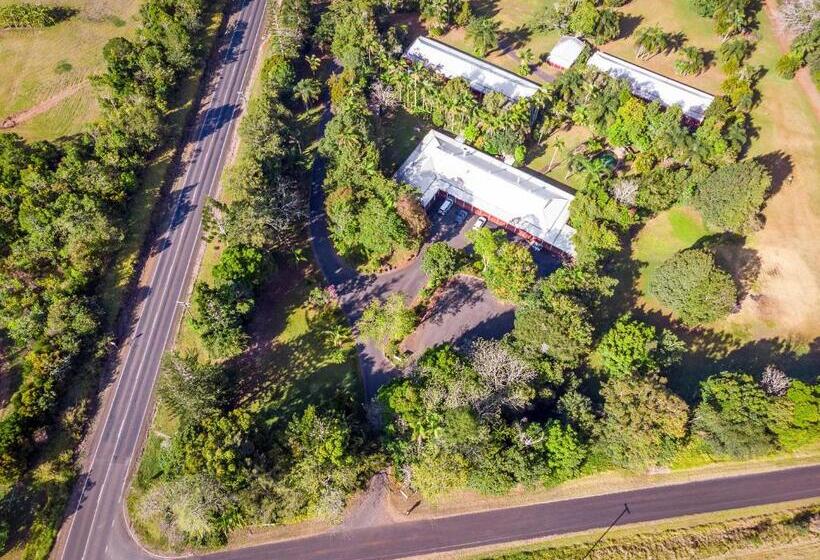 מוטל Malanda Lodge