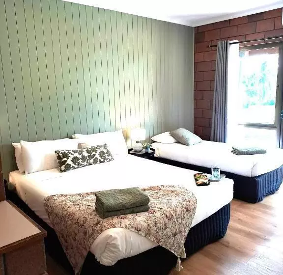 Motelli Malanda Lodge