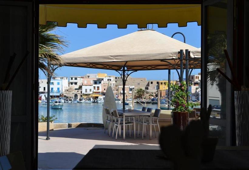 호텔 Port Calandra