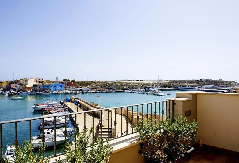 호텔 Port Calandra