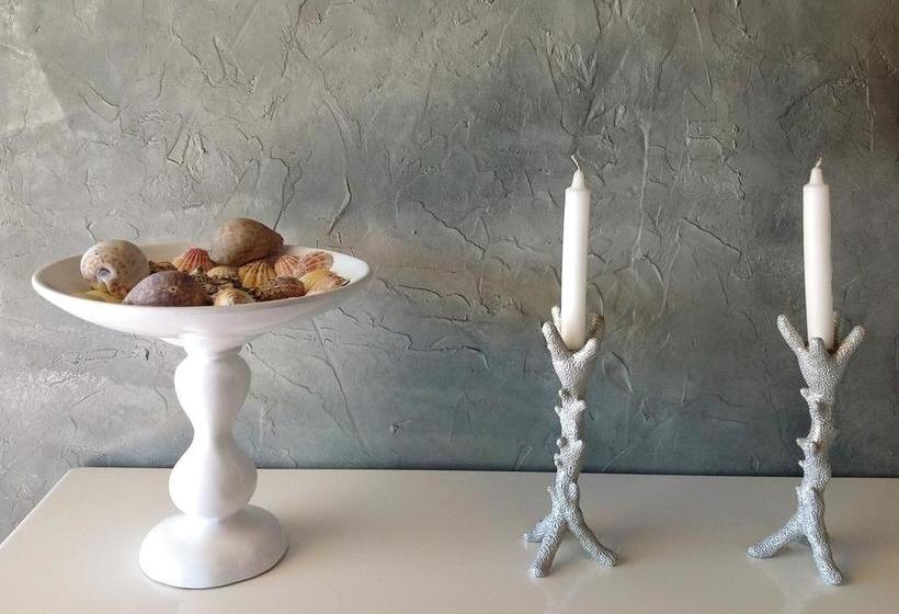 호텔 Port Calandra