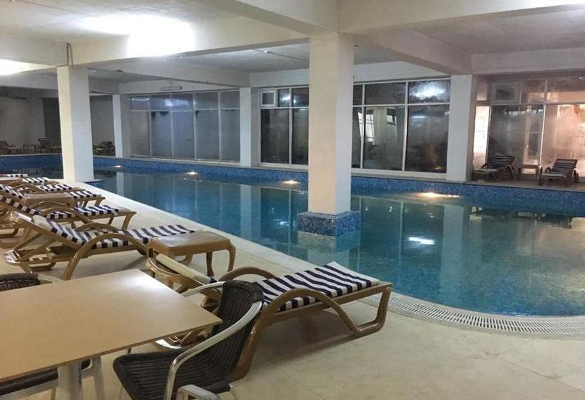 استراحتگاه Af Hotel Aquapark