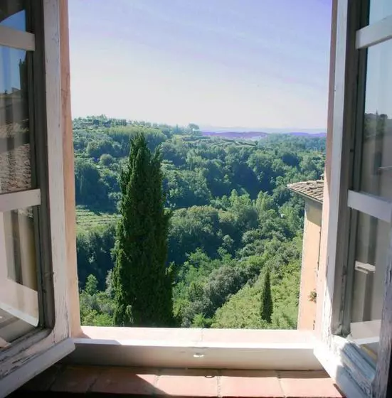 Aamiaismajoitus (B&B) Antica Dimora Leones