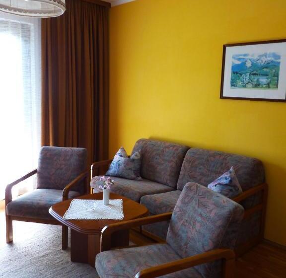 تختخواب و صبحانه Pension Brönimann