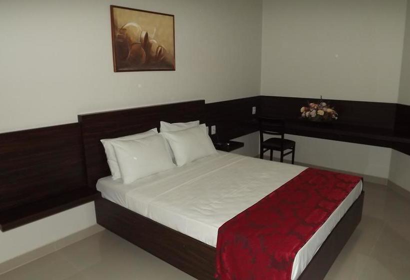 فندق Center Patos