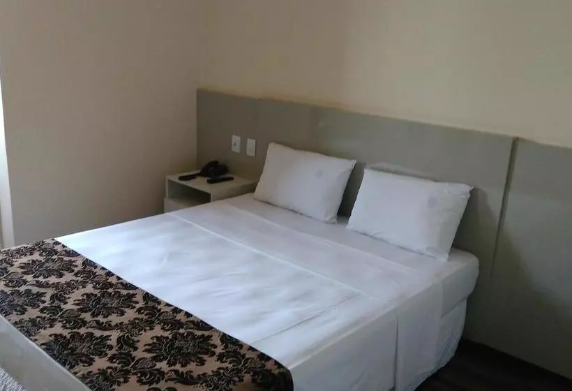 Hotelli Center Patos