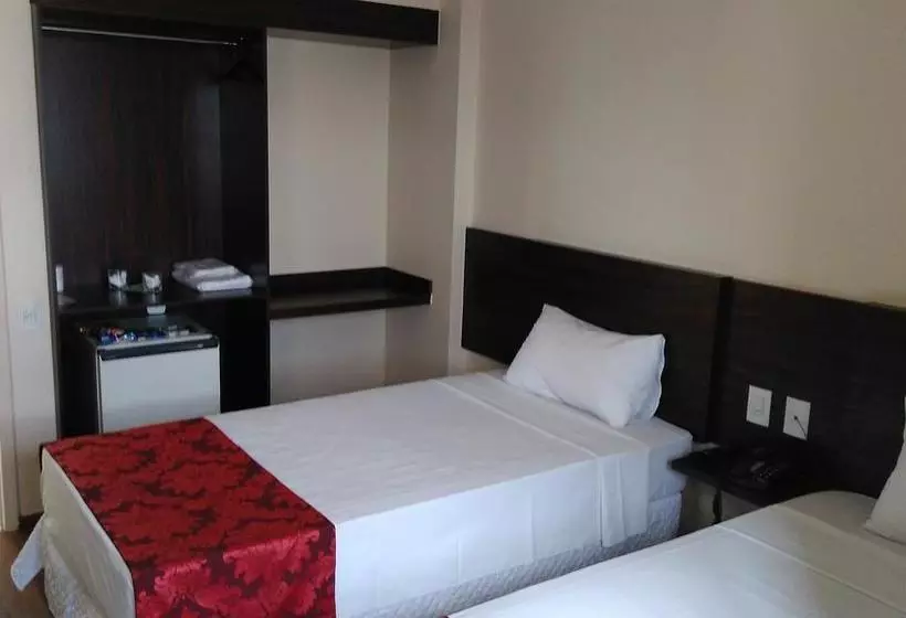 Hotelli Center Patos