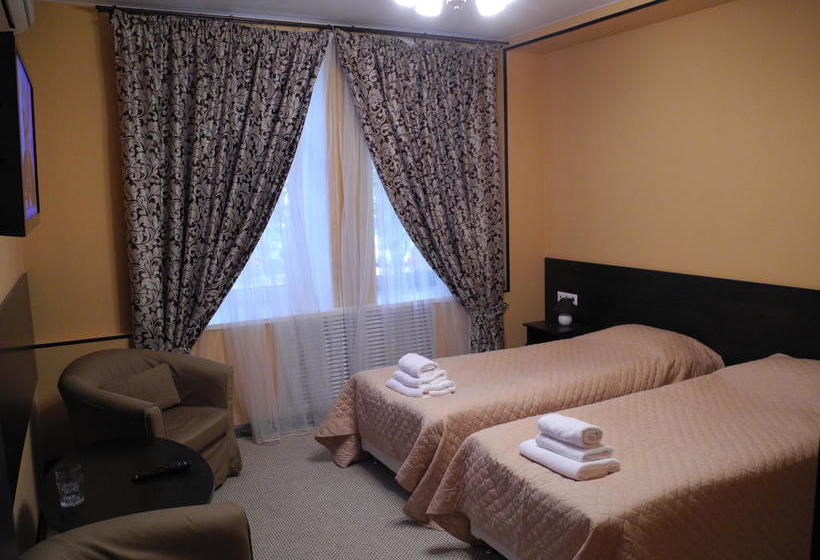 בית מלון כפרי Adam